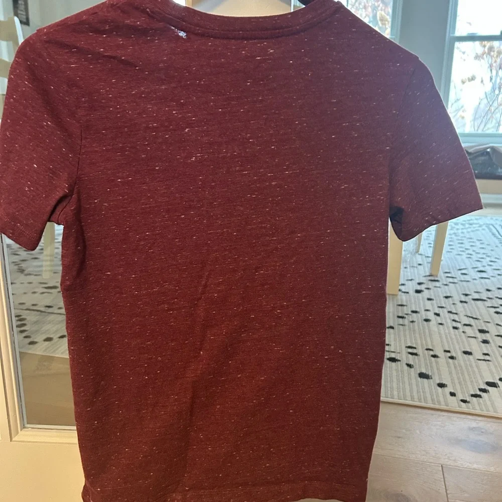 Old Navy Boys  Burgundy Short Sleeve Tee Size XL